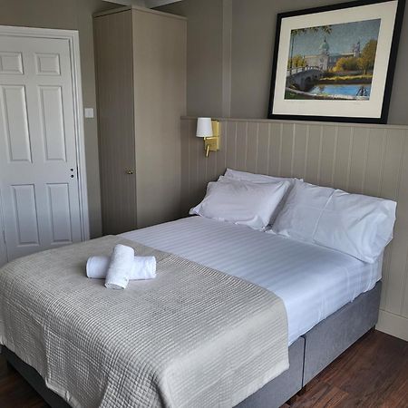 Urban Nest Townhouse Bed & Breakfast Galway Exterior photo